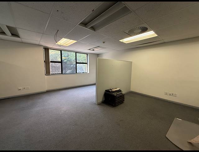 476M² OFFICE TO LET IN ROSEBANK